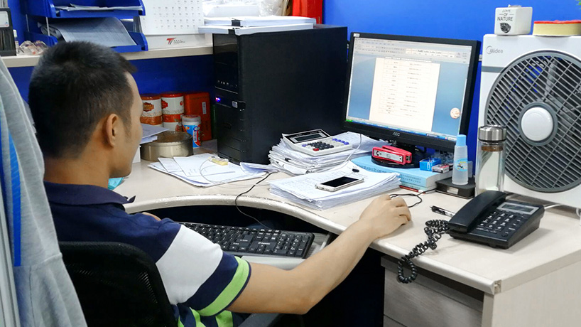 ��è����